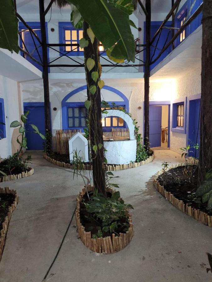 Mio Tulum Hotel Boutique Dış mekan fotoğraf The courtyard of the Riad